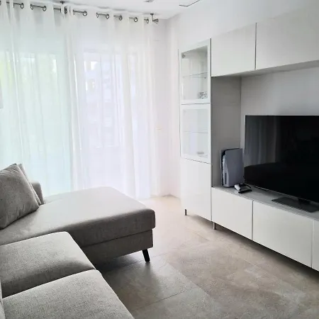 Toplage Neubau Luxus-apartment, Und Altstadt In Minuten Zu Fuss Appartamento *